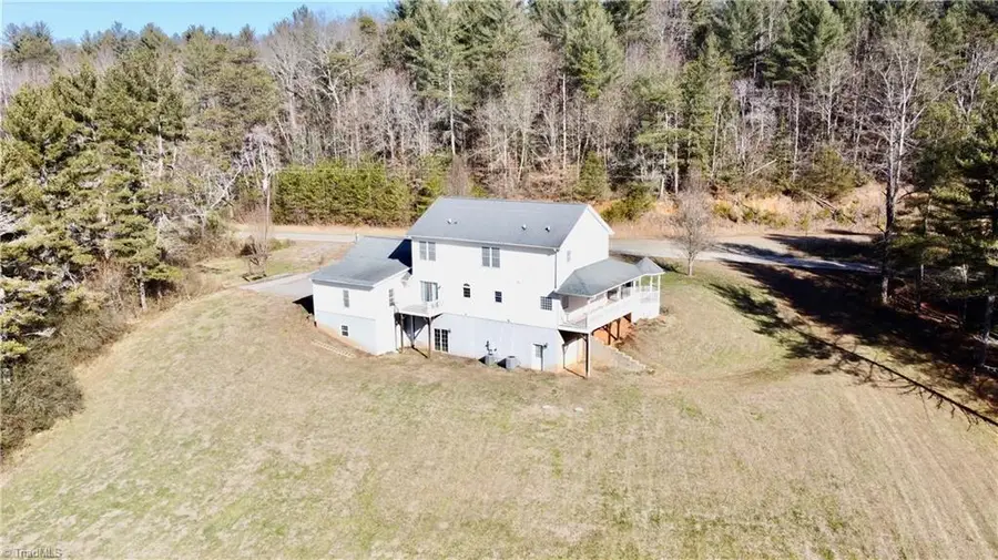 1114 Red Top Road, Wilkesboro, NC 28697 - #2