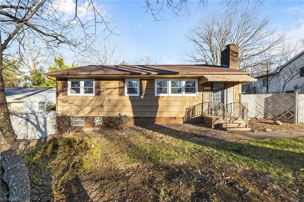 435 Hyde Street, Burlington, NC 27217 - #1