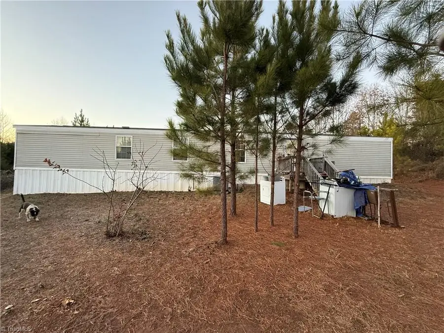 850 Eagle Mills Road, Hamptonville, NC 27020 - Image #3