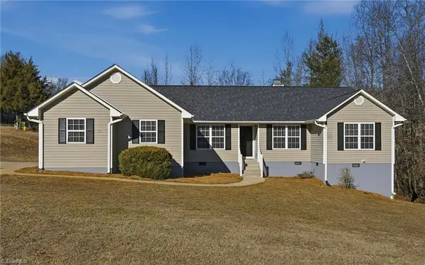 295 Hialeah Court, Winston-Salem, NC 27103