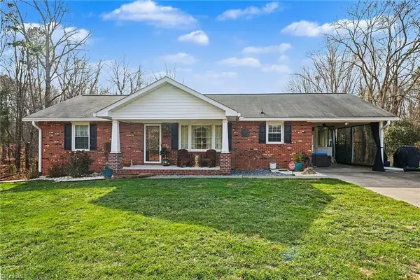 125 Luzelle Drive, Winston-Salem, NC 27103