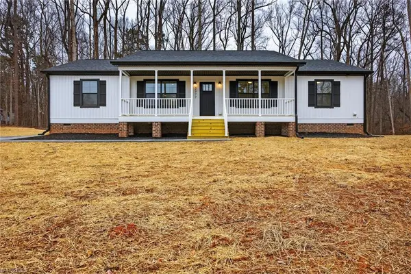 2977 Durant Drive, Winston-Salem, NC 27107