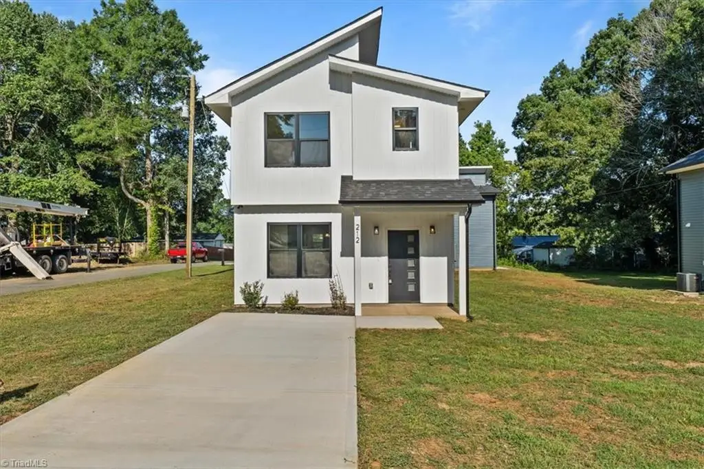 212 S Carter Street, Liberty, NC 27298 - Image #1