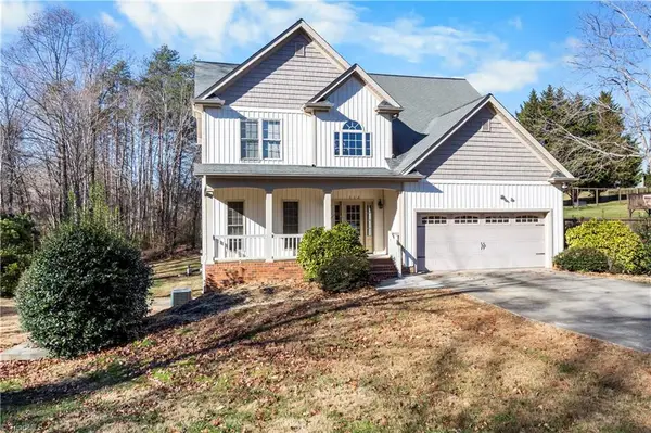 112 Glenwood Lane, King, NC 27021