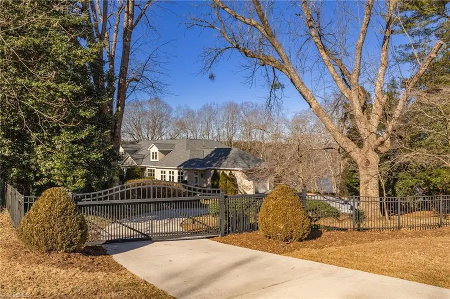 4 Deerwood Court, Greensboro, NC 27410 - Image #3