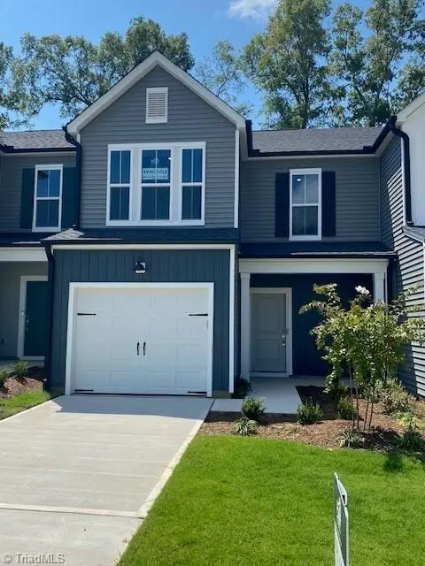 934 Poets Walk Road, Whitsett, NC 27377