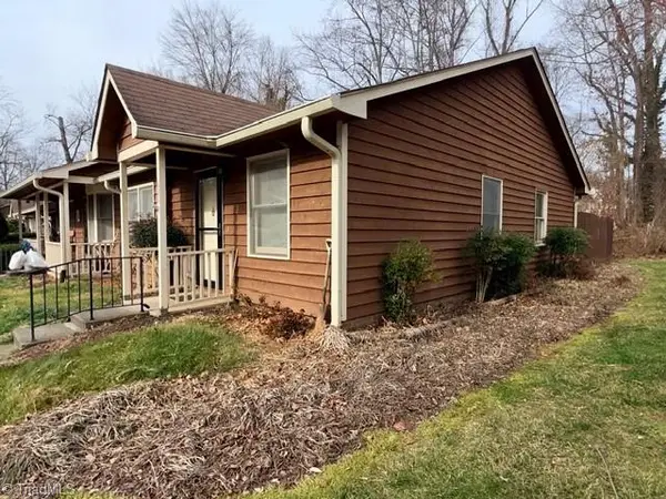 626 Rock Garden Circle, Winston-Salem, NC 27104