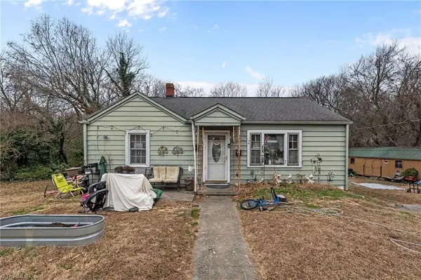 910 Omaha Street, Greensboro, NC 27406