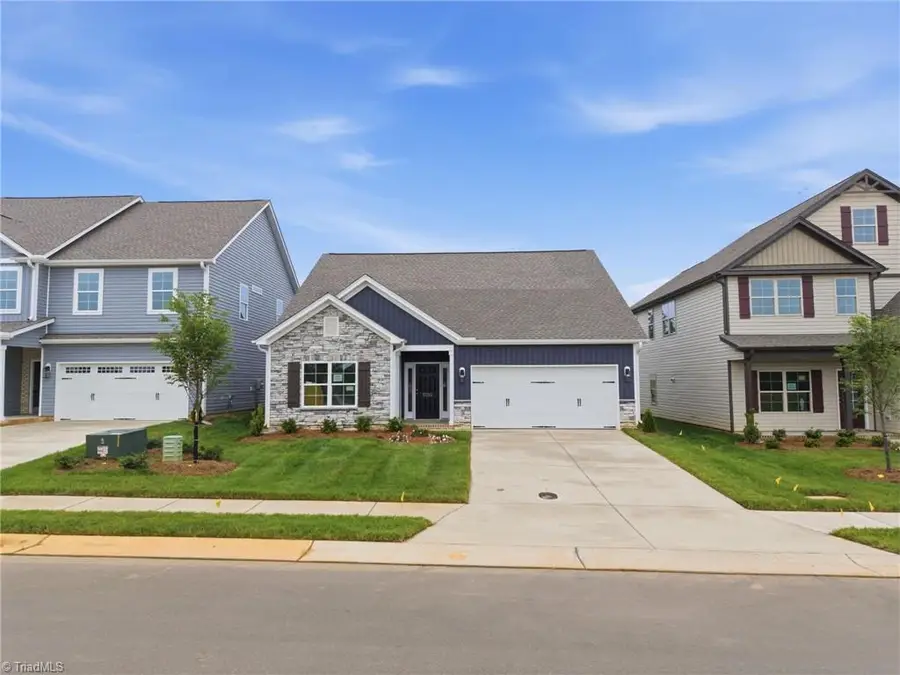 5352 Belmont Garden Drive, Walkertown, NC 27051 - #3