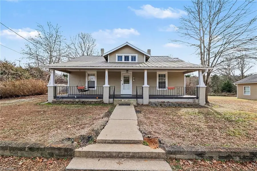 141 W Noell Avenue, Denton, NC 27239 - Image #2