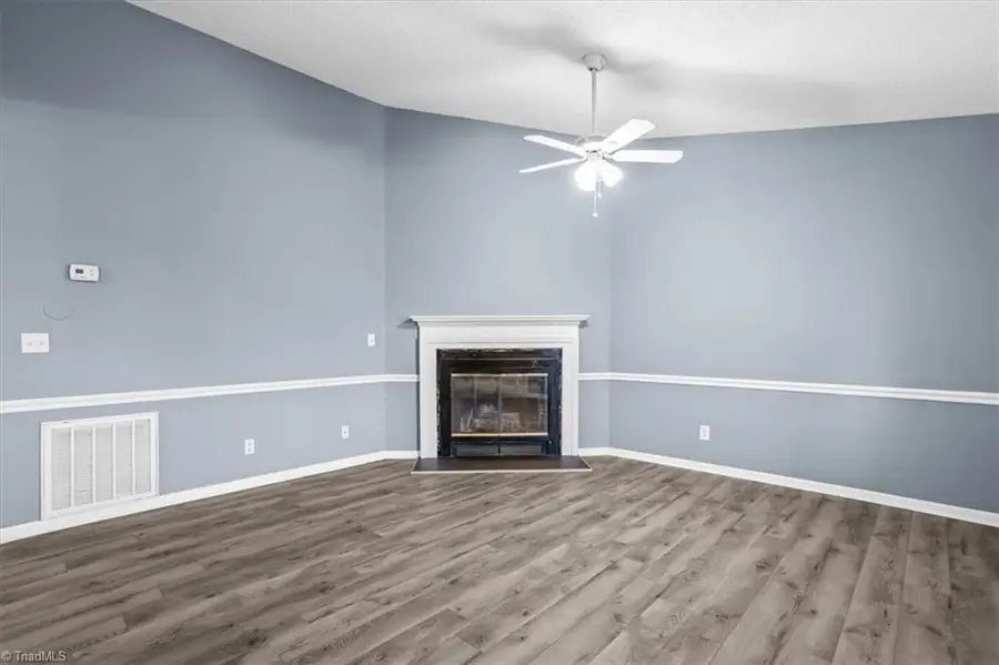 265 Olde Vineyard Court, Winston Salem, NC 27104 - Image #2