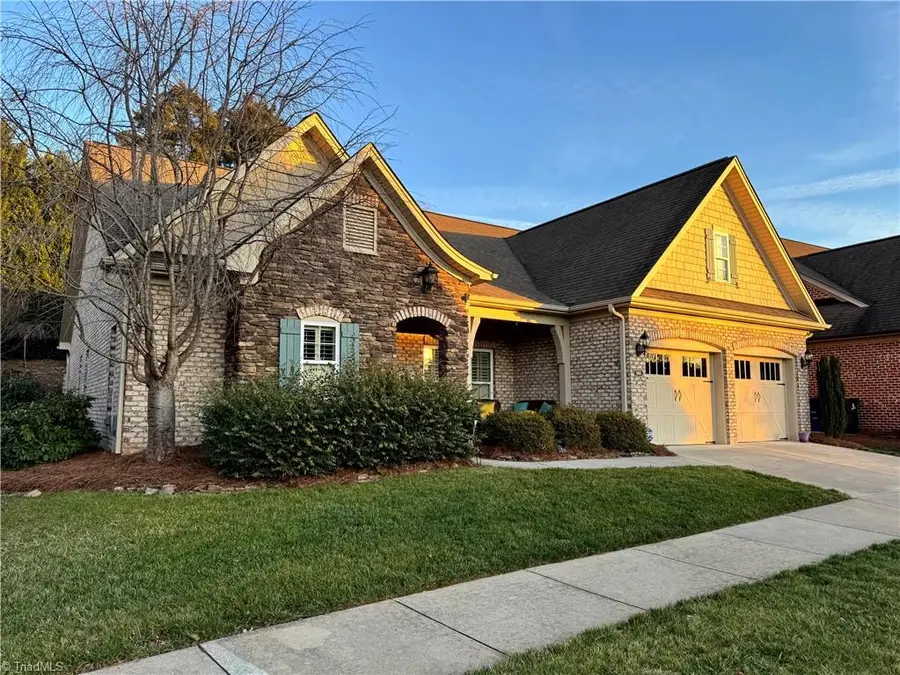 5563 Foxgate Circle, Winston Salem, NC 27106 - Image #2