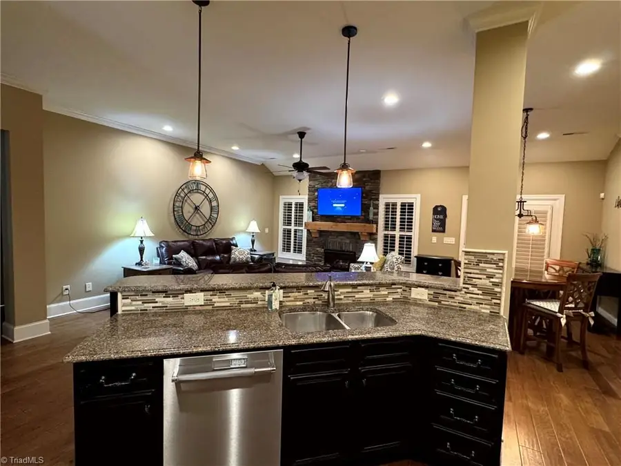 5563 Foxgate Circle, Winston Salem, NC 27106 - Image #3