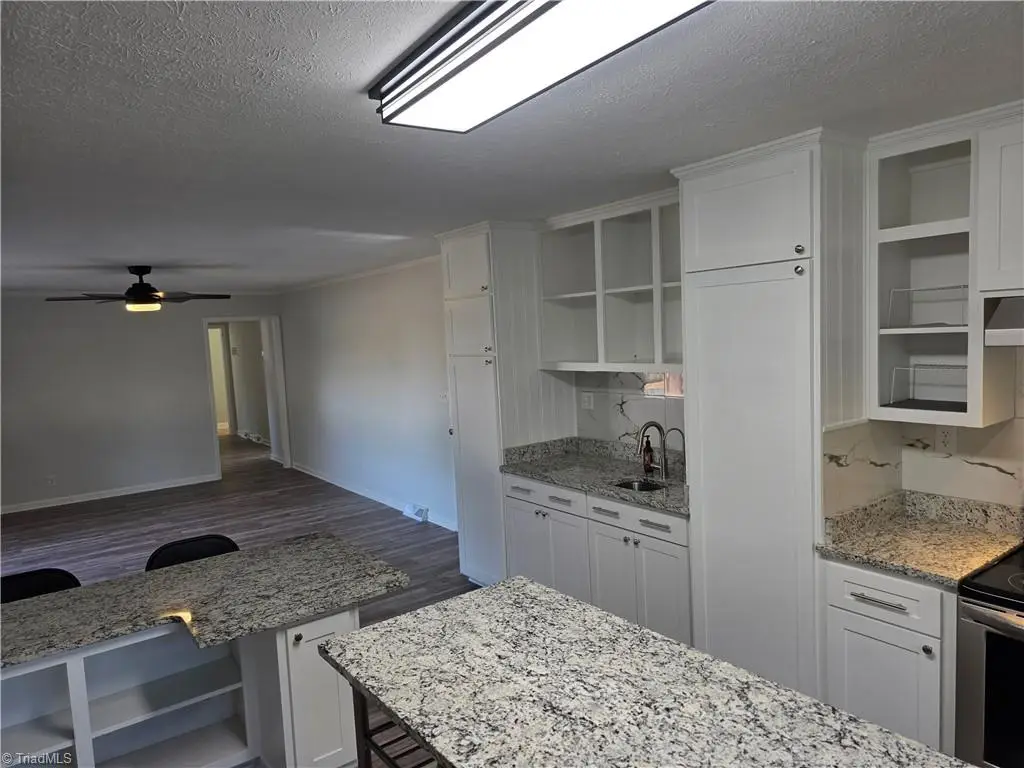 203 Sunrise Avenue, Asheboro, NC 27203 - Image #1