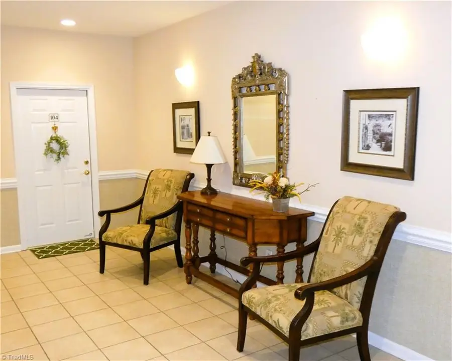 6941 Hanesbrook Circle, Clemmons, NC 27012 - Image #3