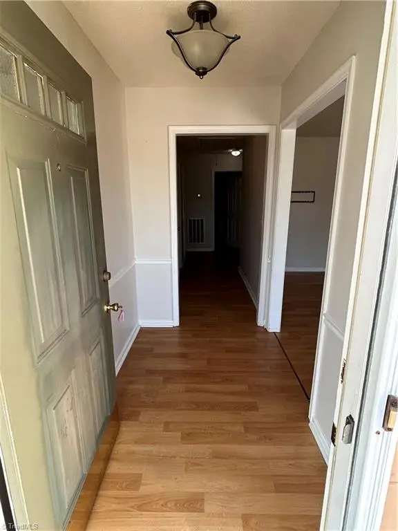 4201 Edith Lane, Greensboro, NC 27409 - Image #3