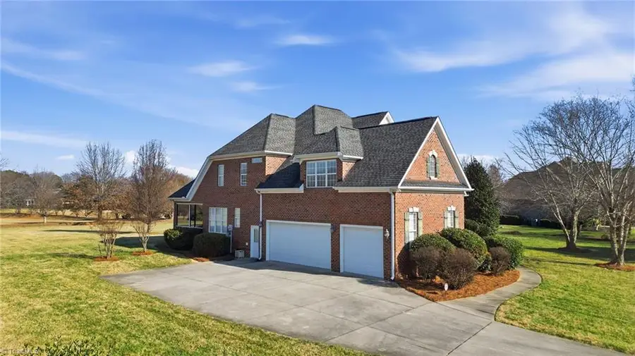 204 Fosseway Drive, Greensboro, NC 27455 - Image #3
