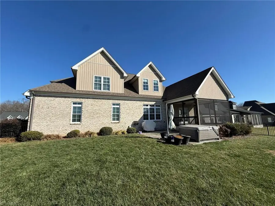 8521 Parkchester Place, Oak Ridge, NC 27310 - Image #3