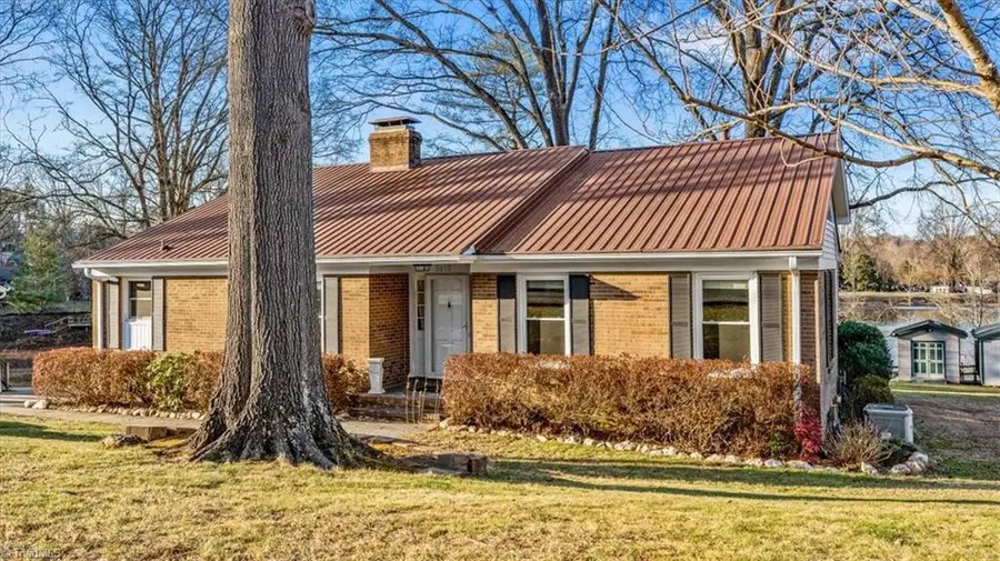 5610 Fleming Terrace Road, Greensboro, NC 27410 - Image #3