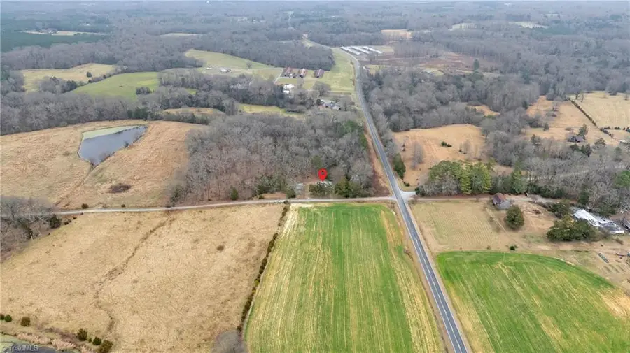 7079 Ossie Hayes Road, Seagrove, NC 27341 - Image #2