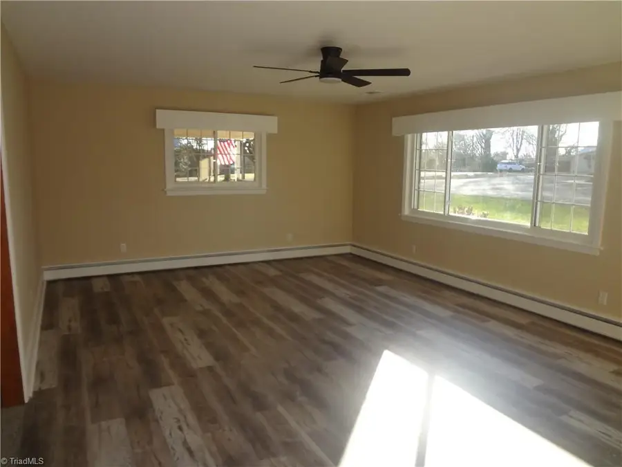 108 N Bingham Street, Denton, NC 27239 - Image #3