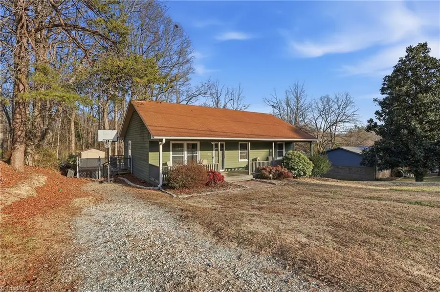 1811 Yarbrough Drive, Greensboro, NC 27405 - Image #3