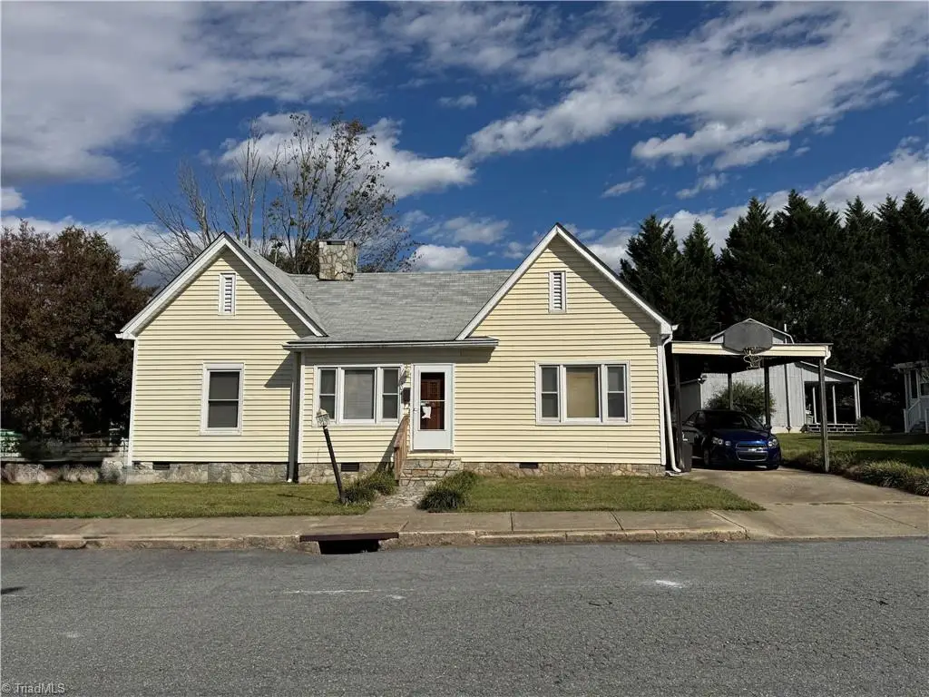 304 Ricks Drive, Winston Salem, NC 27103 - Image #1