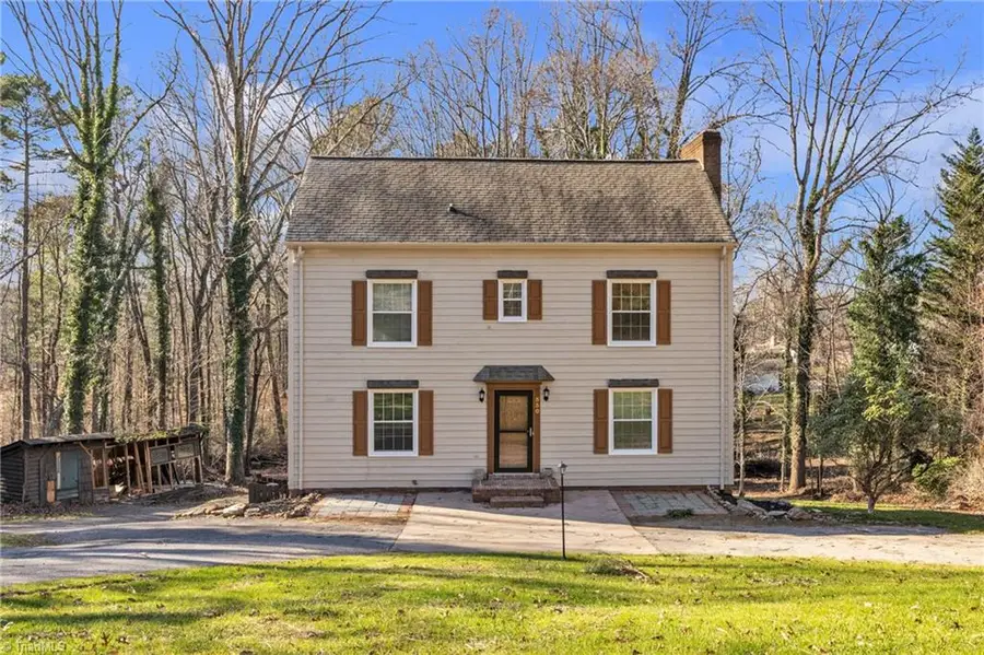 530 Laurel Mountain Road, North Wilkesboro, NC 28659 - Image #2