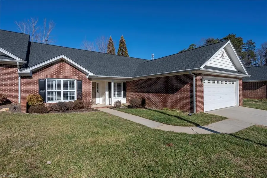 2082 Hibiscus Lane, Kernersville, NC 27284 - Image #2
