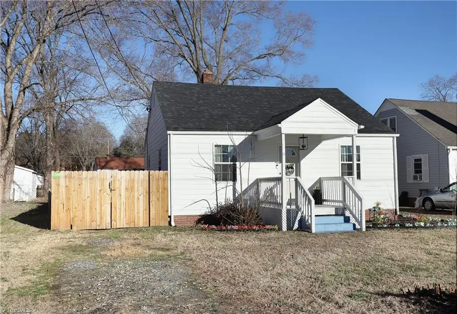 218 W Washington Street, Mayodan, NC 27027 - Image #3