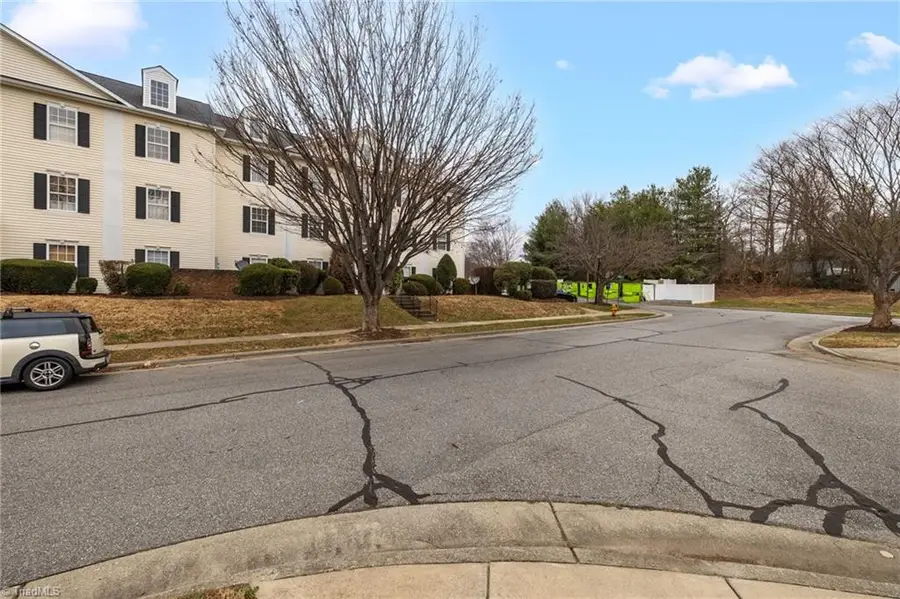 2204 Mcconnell Drive, Kernersville, NC 27284 - Image #3