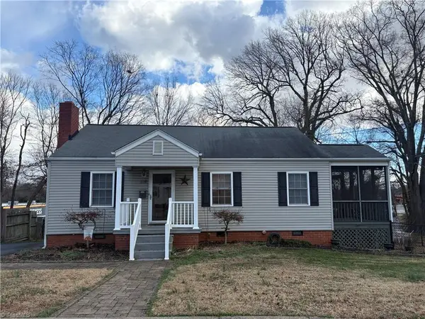 114 W Green Court, Greensboro, NC 27407