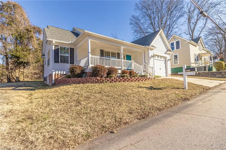 522 Glovenia Street, Eden, NC 27288 - Image #2