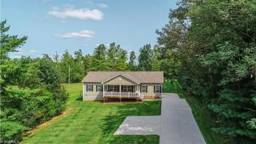 5080 Fox Hill Lane, Broadbay, NC 27107 - Image #2