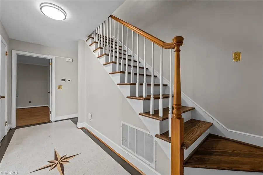 2804 W Cornwallis Drive, Greensboro, NC 27408 - Image #3