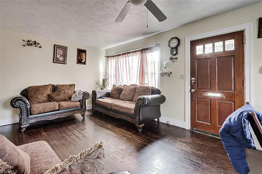 219 E Kivett Street, Asheboro, NC 27203 - Image #3