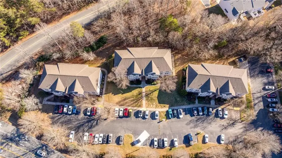 221 Ivy Glen Court, Winston Salem, NC 27127 - Image #3