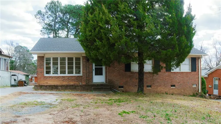 1407 W Meadowview Road, Greensboro, NC 27403 - Image #2