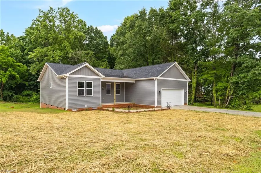 3634 Old Vineyard Road, Winston Salem, NC 27104 - Image #3