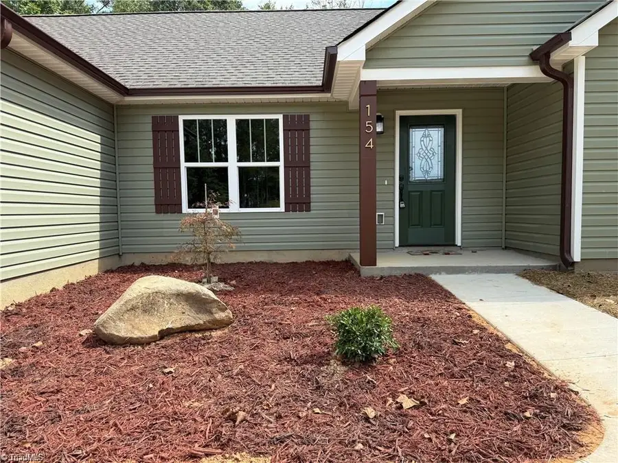 164 Holland Lane, Thomasville, NC 27360 - #2