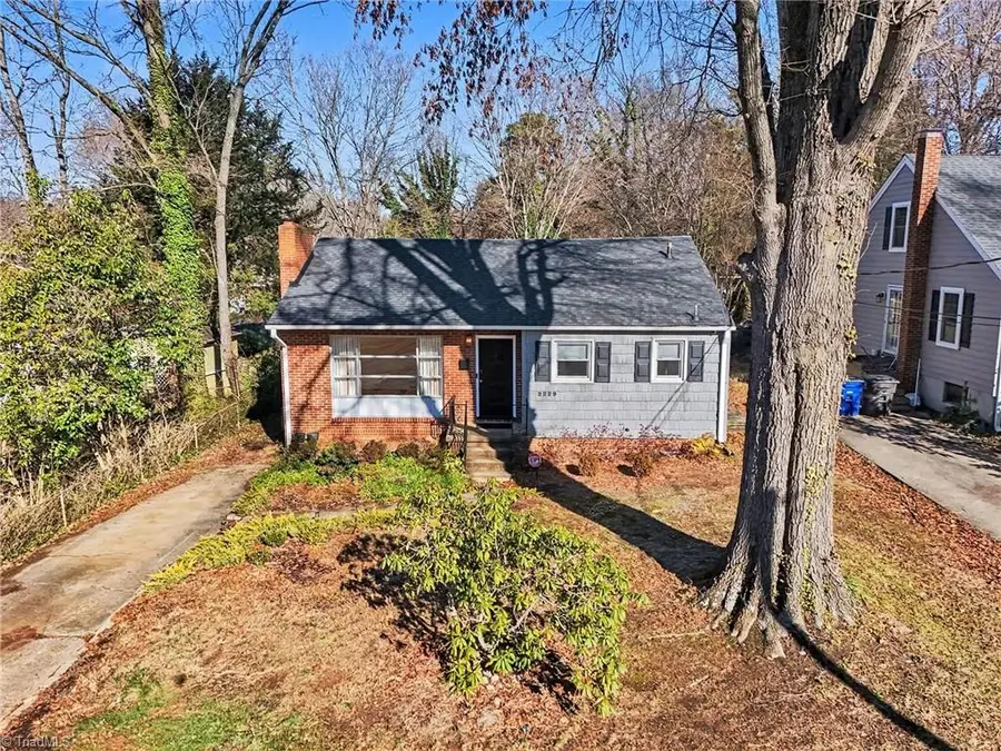 2229 Cherokee Lane, Winston Salem, NC 27103 - Image #3