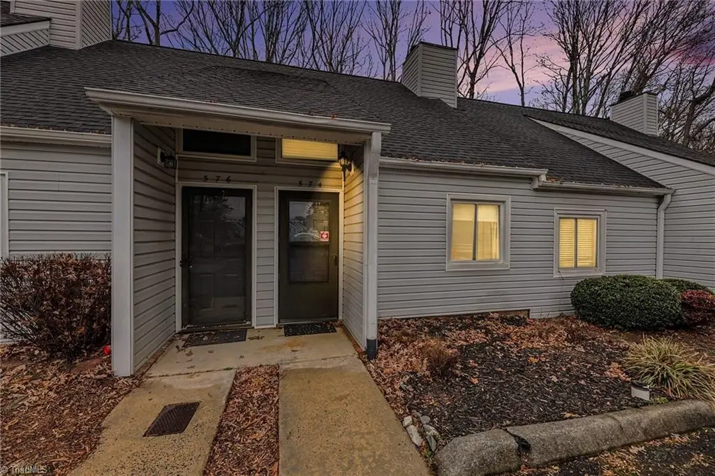 574 Brookside Court, Kernersville, NC 27284 - Image #1