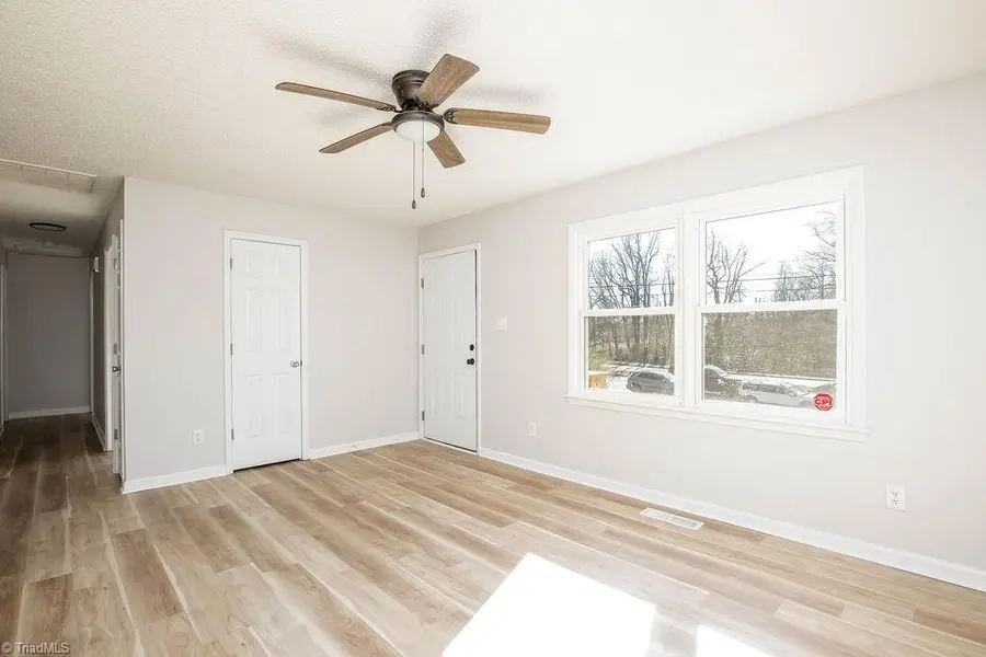 3003 E Wendover Avenue, Greensboro, NC 27405 - Image #3