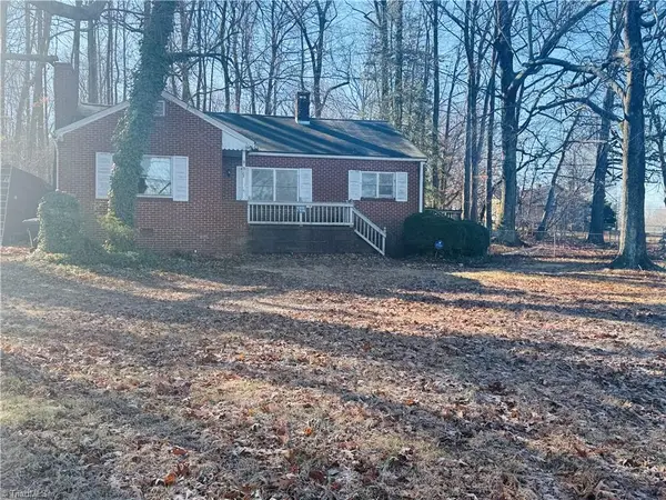 317 Idolbrook Drive, Greensboro, NC 27406