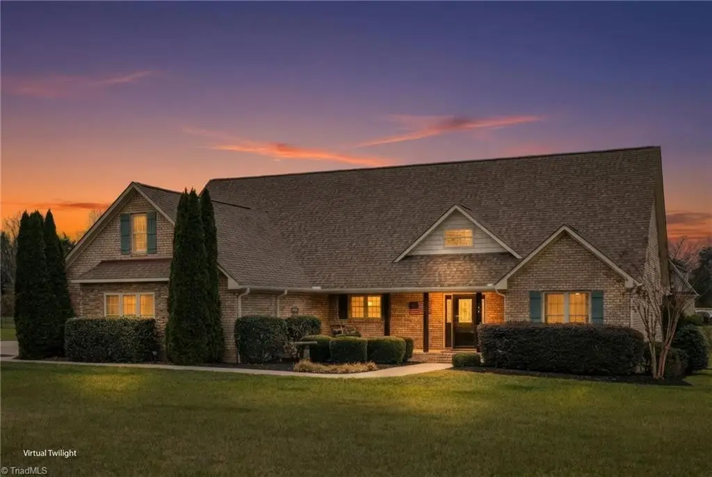 183 Oak Leaf Drive, Reidsville, NC 27320 - Image #1