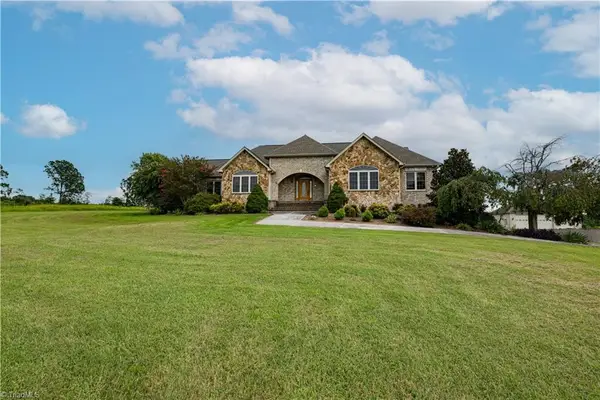 13177 Philpott Road, Halifax, VA 24520