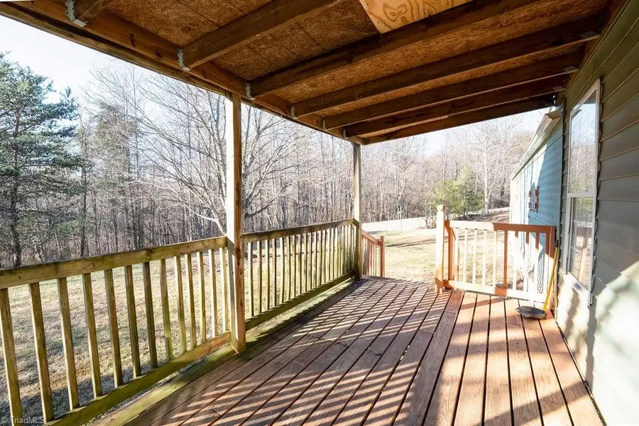 106 Daniels Dell Lane, Mount Airy, NC 27030 - Image #3