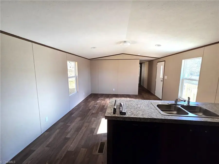 2211 Lynchburg Road, Westfield, NC 27053 - #3