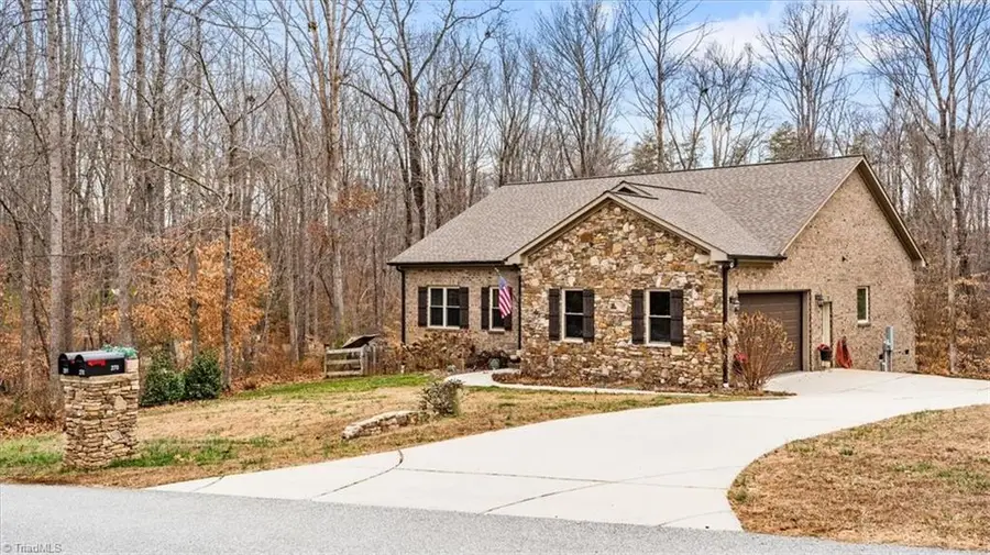270 Morning Glory Road, Madison, NC 27025 - Image #2