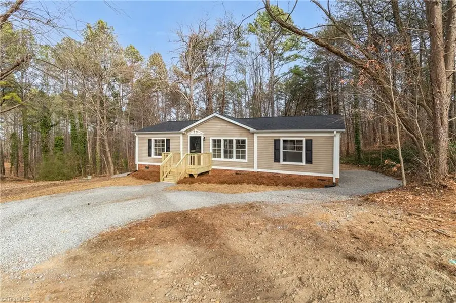 6451 Bowman Road, Walnut Cove, NC 27052 - Image #2